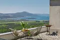 Вилла 3 спальни 220 м² Тиват, Черногория