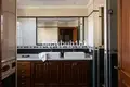 4 bedroom house 490 m² San Pedro Alcantara, Spain