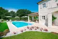 Dom 4 pokoi 359 m² Kanfanar, Chorwacja