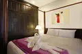 Villa de 4 dormitorios 200 m² Rawai, Tailandia