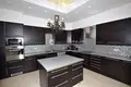 Villa de 4 dormitorios 250 m² en Francia, Francia