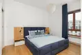 Mieszkanie 3 pokoi 87 m² Warszawa, Polska