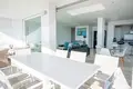 Mieszkanie 3 pokoi 169 m² Dos Hermanas, Hiszpania