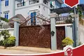 Villa 7 habitaciones 400 m² Sangkat Kouk Khleang, Camboya