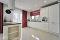Casa de campo 280 m² Krupica, Belarús