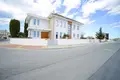 villa de 5 chambres 350 m² Aradíppou, Chypre