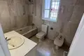 3 bedroom house 246 m² Dos Hermanas, Spain