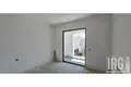 Квартира 2 комнаты 67 м² Тирана, Албания