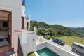 4 bedroom house 306 m² Benahavis, Spain