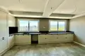 Многоуровневые квартиры 6 комнат 280 м² Средиземноморский регион, Турция