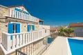 3 bedroom villa 175 m² Opcina Tribunj, Croatia