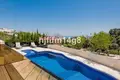Haus 5 Schlafzimmer 800 m² Benahavis, Spanien