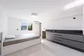5 bedroom house 345 m² Benahavis, Spain