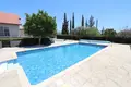 3-Schlafzimmer-Villa 250 m² in Parekklisia, Zypern