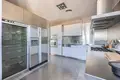 Mieszkanie 3 pokoi 220 m² Benidorm, Hiszpania