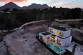 Villa de tres dormitorios 227 m² Alfaz del Pi, Španjolska