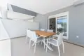 Mieszkanie 2 pokoi 82 m² Manilva, Hiszpania
