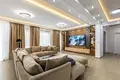 villa de 5 dormitorios  Sutomore, Montenegro