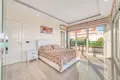 5 bedroom apartment 300 m² Alanya, Turkey