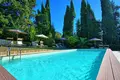 8 room house 1 000 m² in Tuscany, Italy