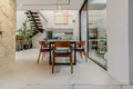Mieszkanie 2 pokoi 172 m² Kerobokan, Indonezja