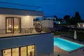 Villa de 4 dormitorios 350 m² Pola, Croacia