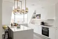 2 bedroom apartment 82 m² in London, United Kingdom