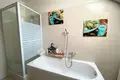 House 3 bathrooms 215 m² in Central Hungary, All countries