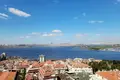 Квартира 1 комната 154 м² Кючюкчекмедже, Турция