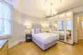 4 bedroom apartment 237 m² in London, United Kingdom