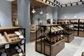 Shop 137 m² in Spain, Spain