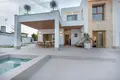 Квартира 5 комнат  Dehesa de Campoamor, Испания