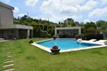 Villa 8 chambres 450 m² Trilofos, Grèce