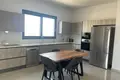 Mieszkanie 3 pokoi 145 m² Jermasoja, Cypr