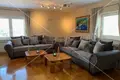 7 room house 250 m² Pustodol, Croatia