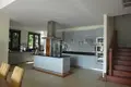 4 bedroom Villa 350 m² Choeng Thale, Thailand