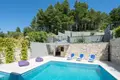 Вилла 4 спальни 385 м² Sita, Хорватия