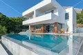 Casa 4 habitaciones 447 m² Opcina Brela, Croacia