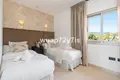 Wohnung 2 Schlafzimmer 160 m² Estepona, Spanien