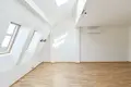 Mieszkanie 4 pokoi 94 m² Miasto Stołeczne Praga, Czechy
