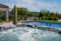 2 bedroom house 120 m² Grad Sibenik, Croatia