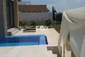 Mieszkanie 4 pokoi 314 m² Agios Georgios Peyeias, Cypr