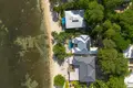 4 bedroom house 297 m² Sandy Bay, Honduras