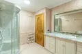 5 bedroom apartment 210 m² Dos Hermanas, Spain
