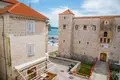 Haus 5 Schlafzimmer 220 m² Kastel Luksic, Kroatien