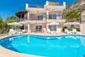 5-Schlafzimmer-Villa 250 m² Kalkan, Türkei