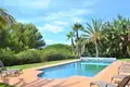 Haus 5 Schlafzimmer 463 m² Dos Hermanas, Spanien