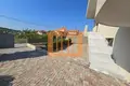 9 bedroom house 580 m² Bashkia Durres, Albania