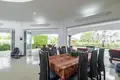 Villa de 2 dormitorios 300 m² Sakhu, Tailandia