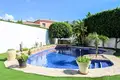 4-Schlafzimmer-Villa 400 m² Teulada, Spanien